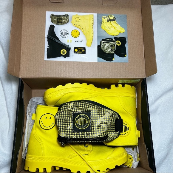 PALLADIUM PAMPA SMILEY FEST BAG BLAZING YELLOW - 5.5 - Picture 12 of 16